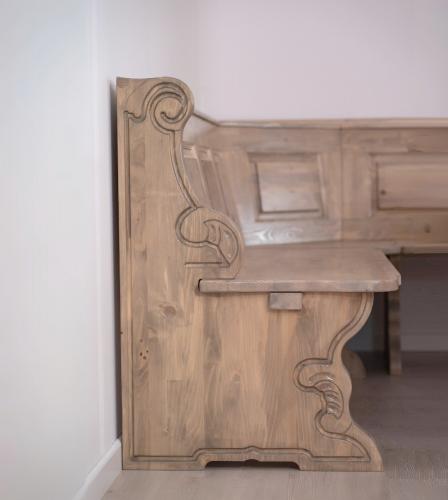 Preview: Landhaus Eckbankgruppe Massivholz grau braun light lackiert Königsee 195x195cm Eckbank Set inklusiv Kissensatz Fichte voll massiv Landhausstil