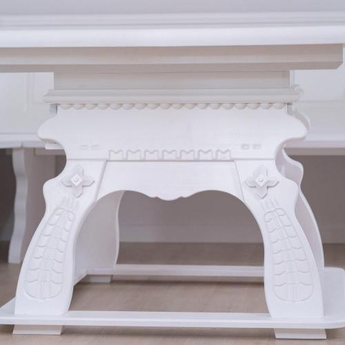 Preview: Landhaus Jogltisch Esstisch Massivholz weiß lackiert geschnitzt Landau 117x117cm Fichte voll massiv Landhausstil