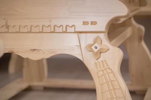 Preview: Landhaus Esstisch Jogltisch Landau Fichte massiv Holz gewachst 105x105 cm Massivholz Landhausstil R 138 Farbton